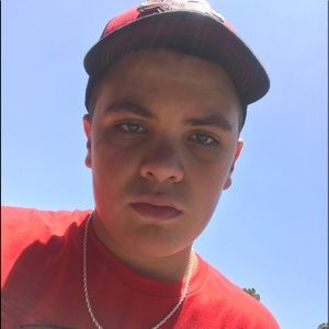 Meet your Posher, Andres